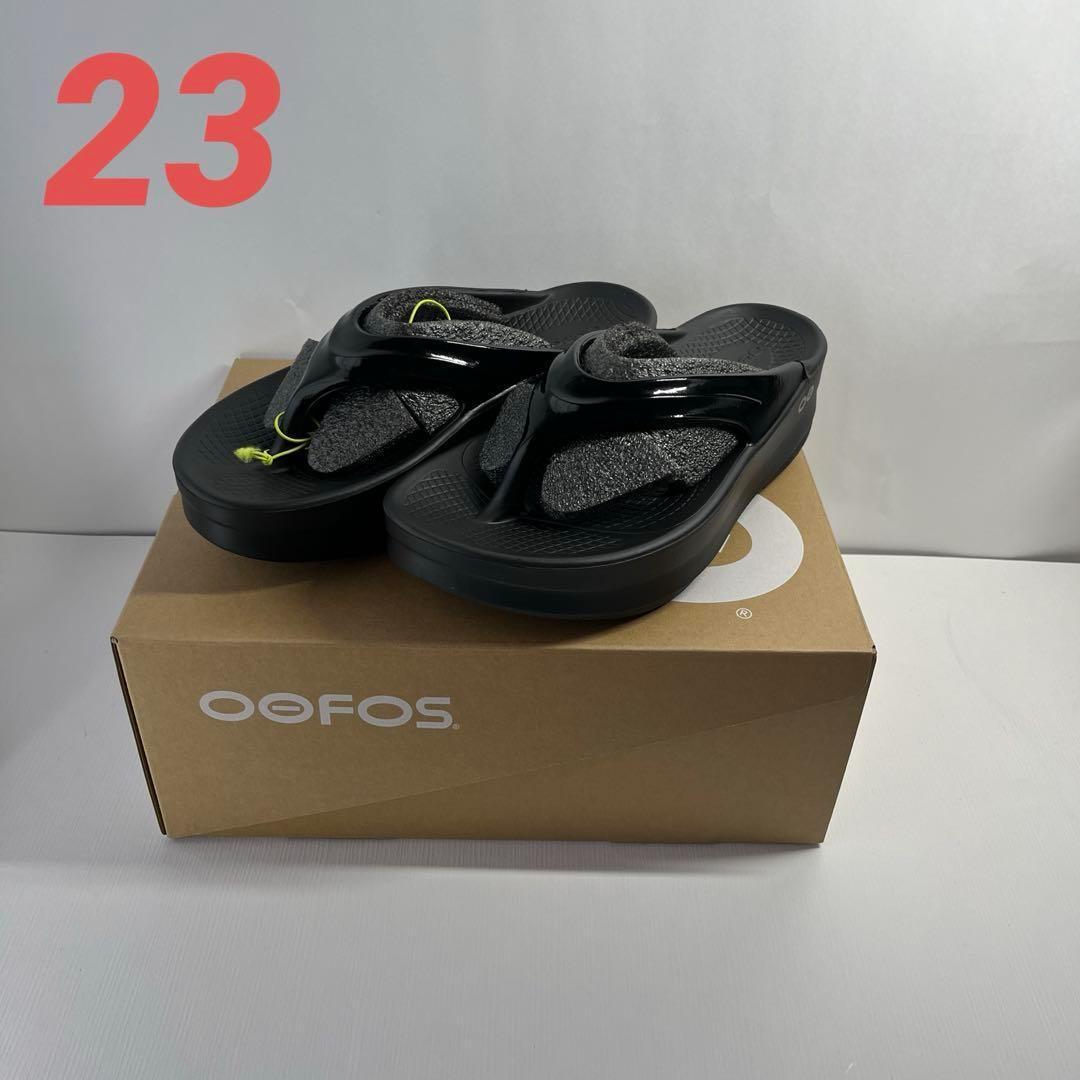 大特価・新品 OOFOS OOmega ウーフォス ウーメガ ブラック　サンダル OOFOS ウーフォス OOMEGA ウーメガ サンダル Black ブラック