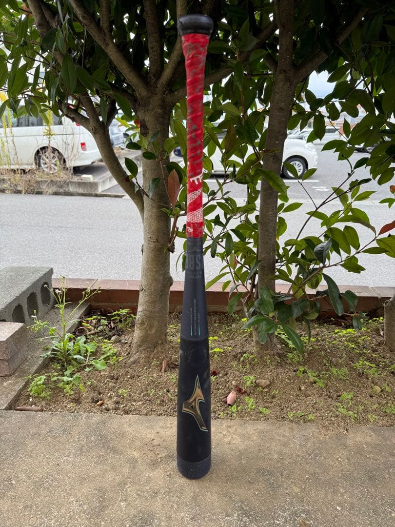 今日一日だけ特別価格‼️ミズノレガシーミドルバランス　78センチ　バットケース付き ミズノ ビヨンドマックスレガシーミドル 1CJBR16585 (野球バット) 価格