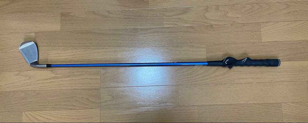 【てらゆーグリップ先生 】　9番アイアン ゴルフ練習用 右利き用 てらゆーグリップ先生 | TERA-YOU-GOLF-STUDIO STORE | てらゆーゴルフ