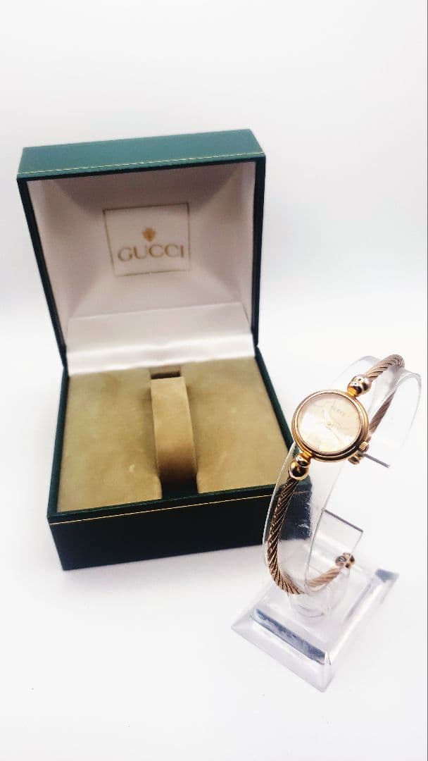 週末限定【稼働品】箱付き。グッチ　GUCCI 2700.2.L GUCCI（グッチ） バングル ウォッチ 2700.2.L 腕時計 SS GP クォーツ