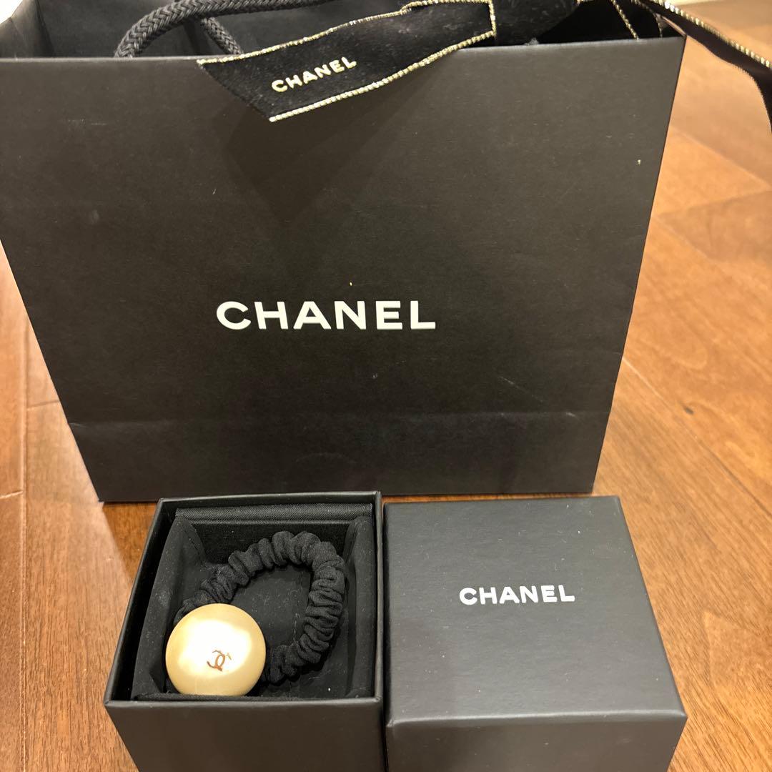 CHANEL ビッグパール　ヘアゴム 楽天市場】シャネル パール ヘアゴムの通販