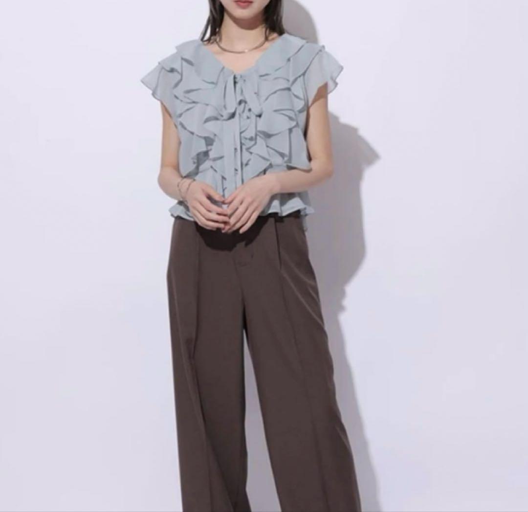 マイストラーダ シアーフリルブラウスMサイズ - メルカリ