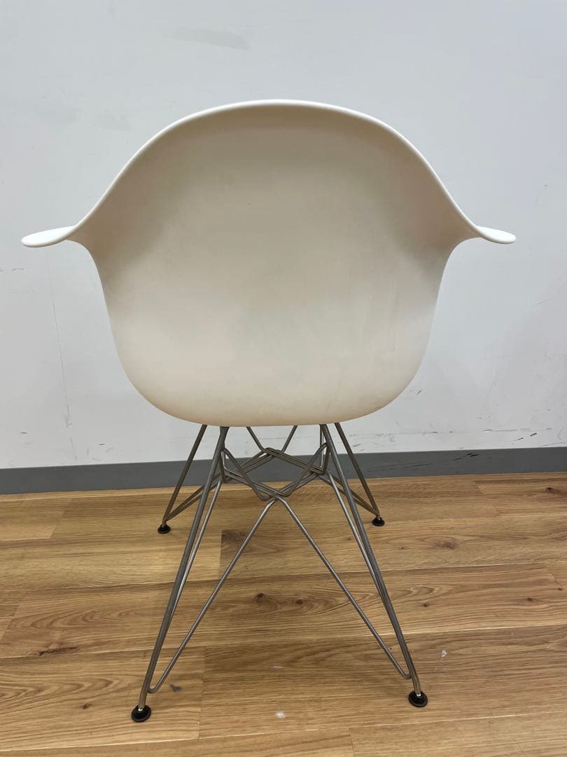 《正規品》イームズ プラスチックシェルアームチェア1（ホワイト）