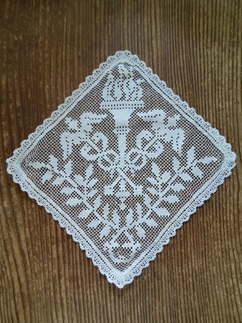 アンティーク フィレレース 聖火と鳩とオリーブ 透かしパネル