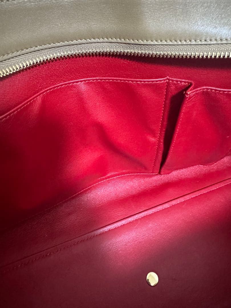 フェラガモ レザートートバッグ ベージュ ゴールド金具 比較的美品