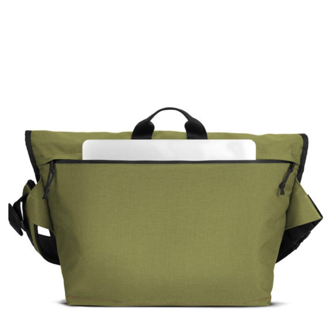 マ*ん様 CHROME クローム 美品 メッセンジャーバッグ オリーブブランチ