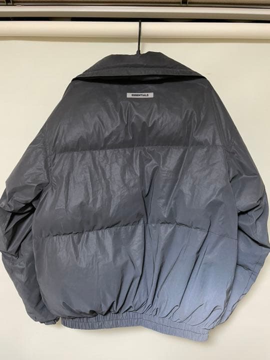 fear of god essentials ダウンジャケット FOG] Fear Of God Essentials ダウンジャケット Puffer Jacket｜MIRISE