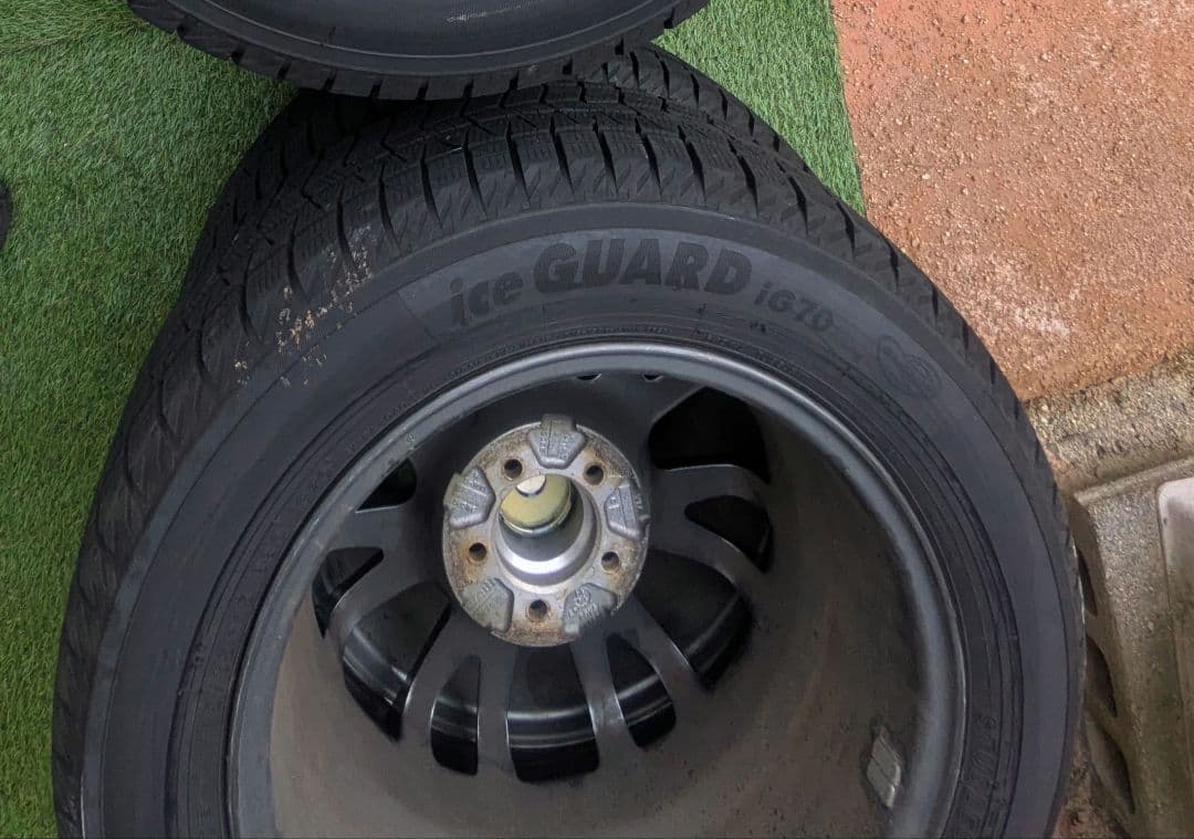 《最終価格》ヨコハマice GUARD IG70 ホイル付　175/65R15