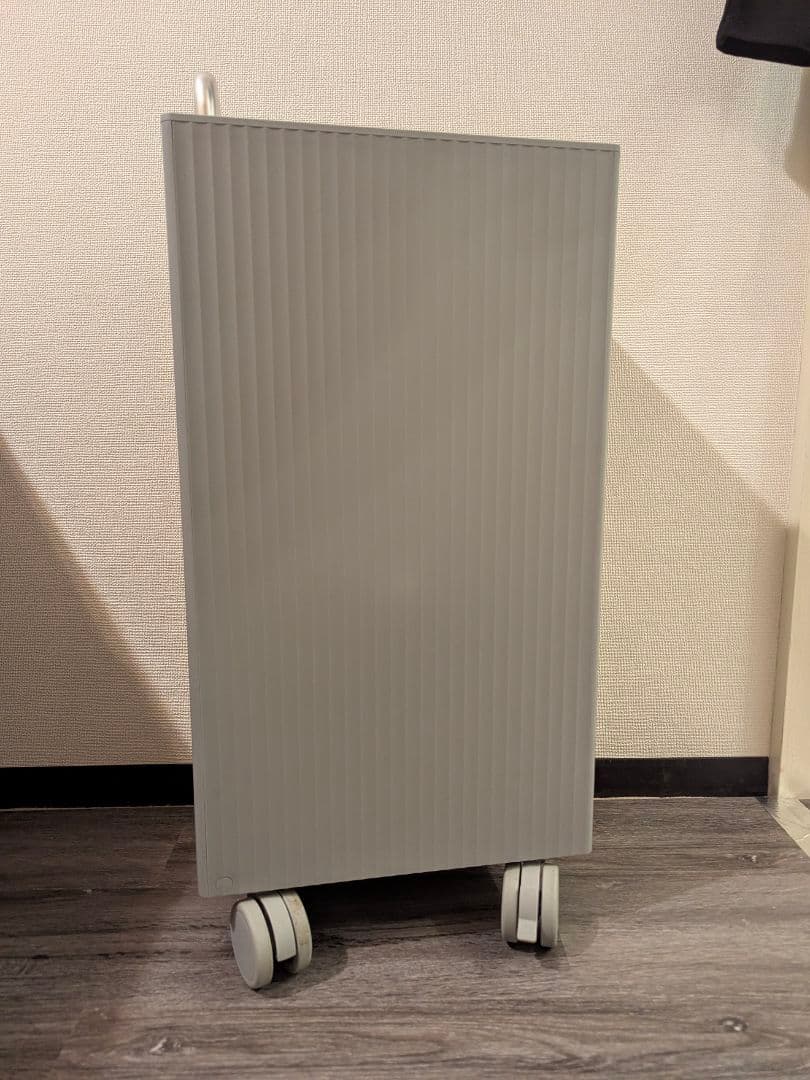 cado カドー 除湿機 DH-C7100 2021年製 グレー系 カドー除湿機ROOT 7100レビュー ：見た目最高、性能最強。1年中快適な