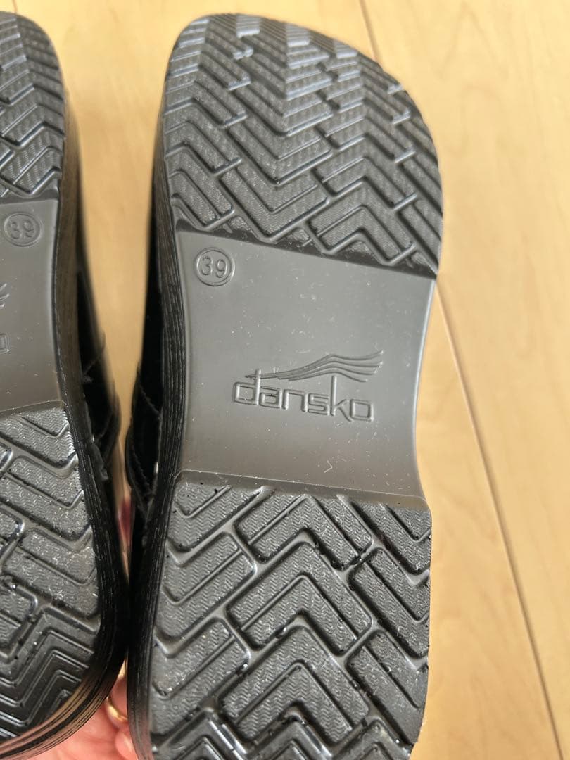 極美品 ダンスコ サボサンダル プロフェッショナル パテント 黒 39