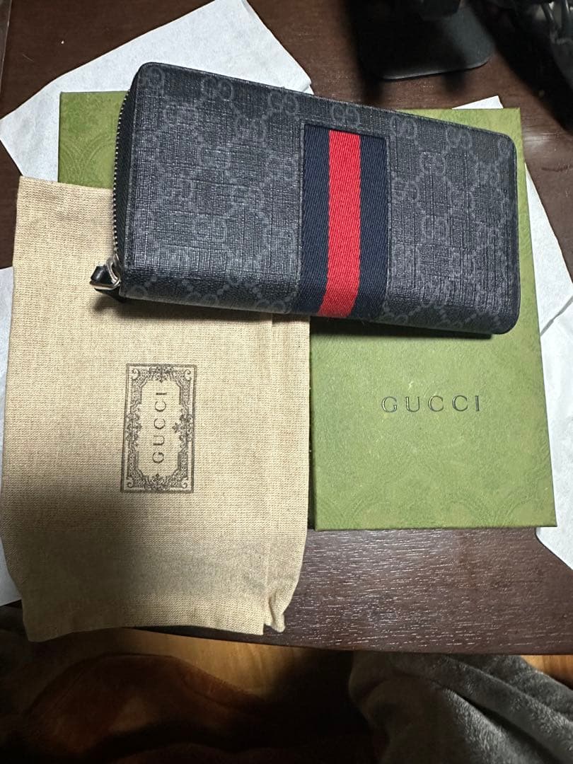 GUCCI 長財布 ダークグレー ストライプ グッチシマ グッチ GUCCI 財布 ラウンドファスナー 長財布 307987