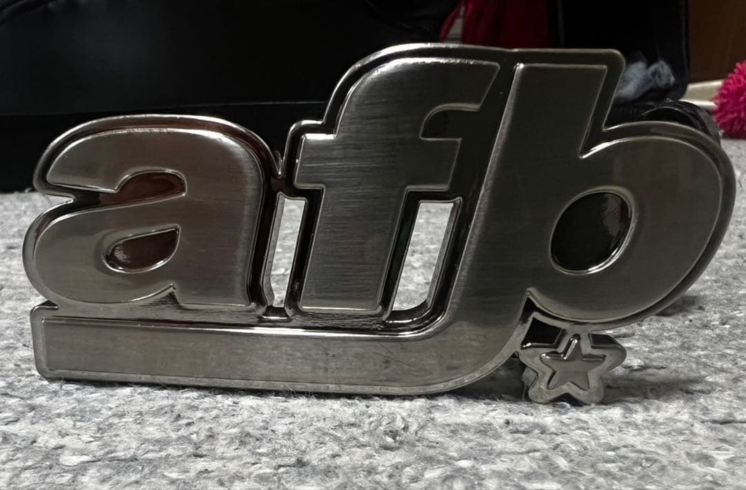 値下げ afb ベルトロゴバックルレザーベルト - メルカリ