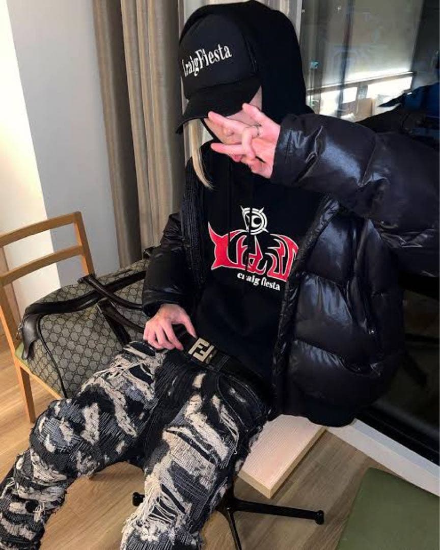 CRAIG FIESTA ヤングパトラ着用 パーカ - メルカリ