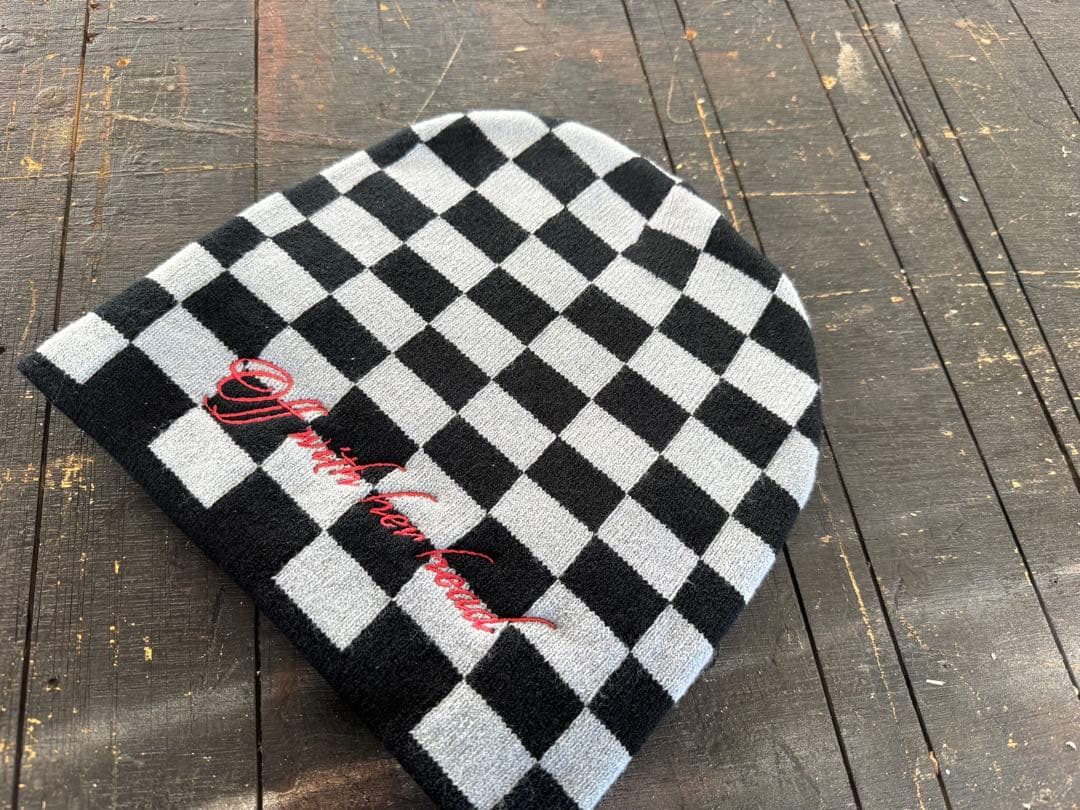 新品)レディーガガ VIPGOLD 最前列 ビーニー〜最安値〜 - メルカリ