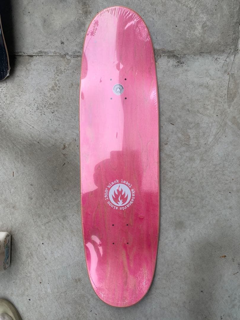 Black label welcome to 1988 egg shape - メルカリ