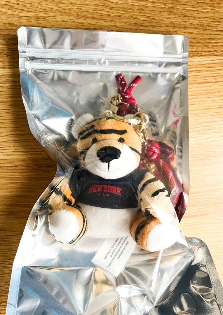 Deuxieme Classe BTN Tiger Key Chain - メルカリ