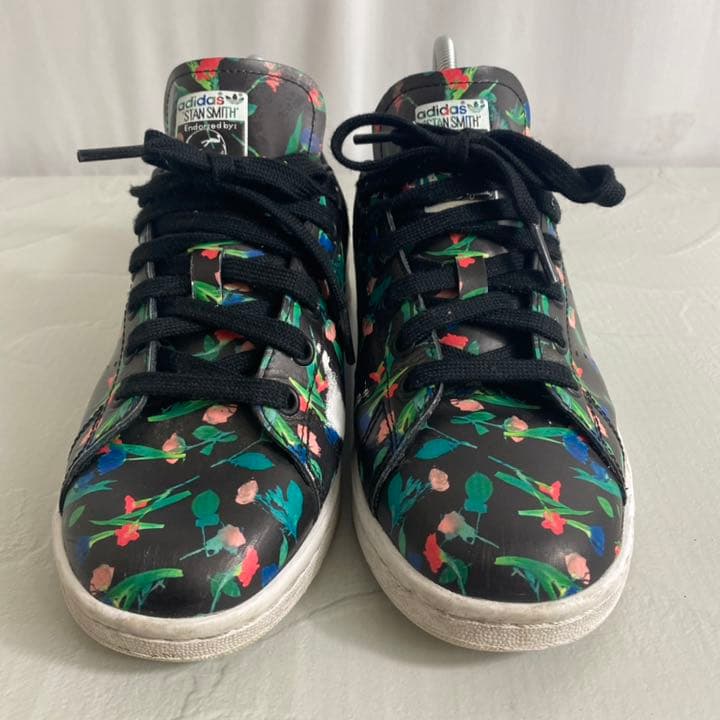 adidas アディダス スタンスミス 花柄 黒 レディース ジュニア キッズ