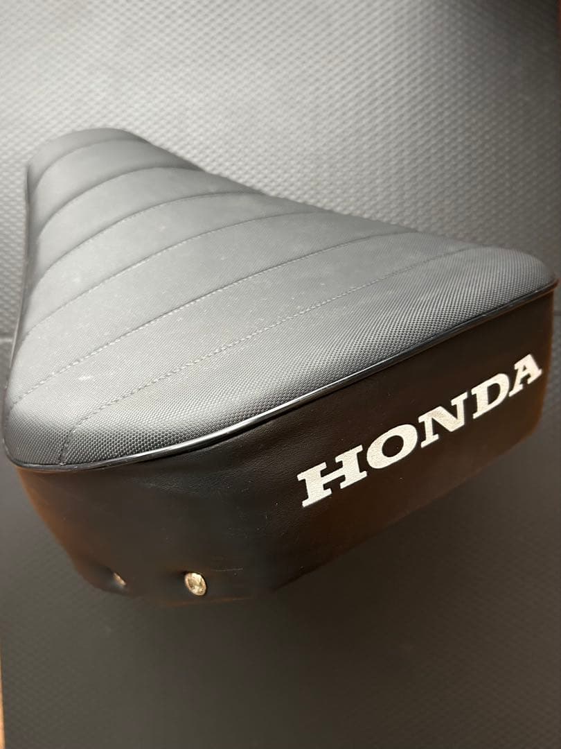 ホンダ モンキー Z50J 純正シート【破れ無し】 モンキー 純正 シート Z50J 12V MONKEY : 壱濱部品ショッピング店