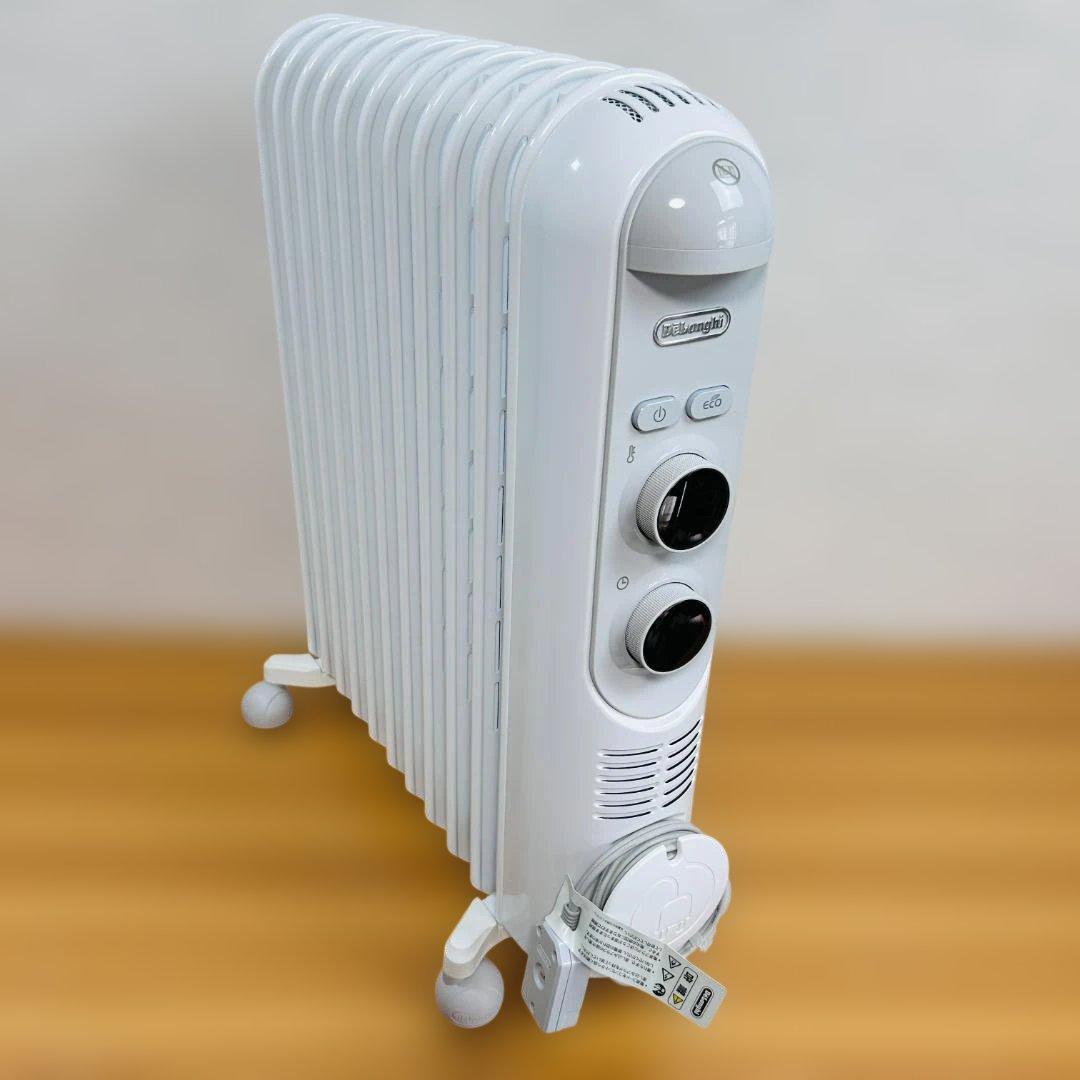 【美品】デロンギ アミカルド オイルヒーター ライトグレー RHJ45M1115 De'Longhi デロンギ アミカルド オイルヒーター ライトグレー