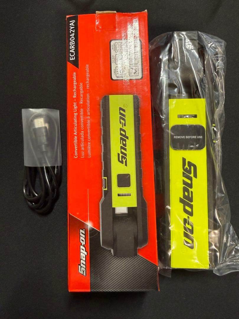 Snap-on ⭐︎充電式作業灯⭐︎ECARB042YAI Snap-on Convertible Work Light Offers 2-in-1 Functionality