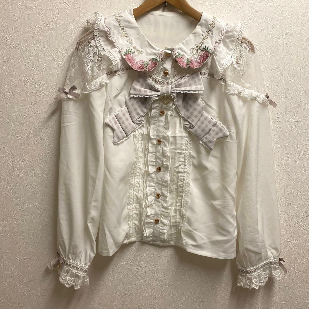 LIZLISA リズリサ ストロベリー刺繍ブラウス ピンク - メルカリ