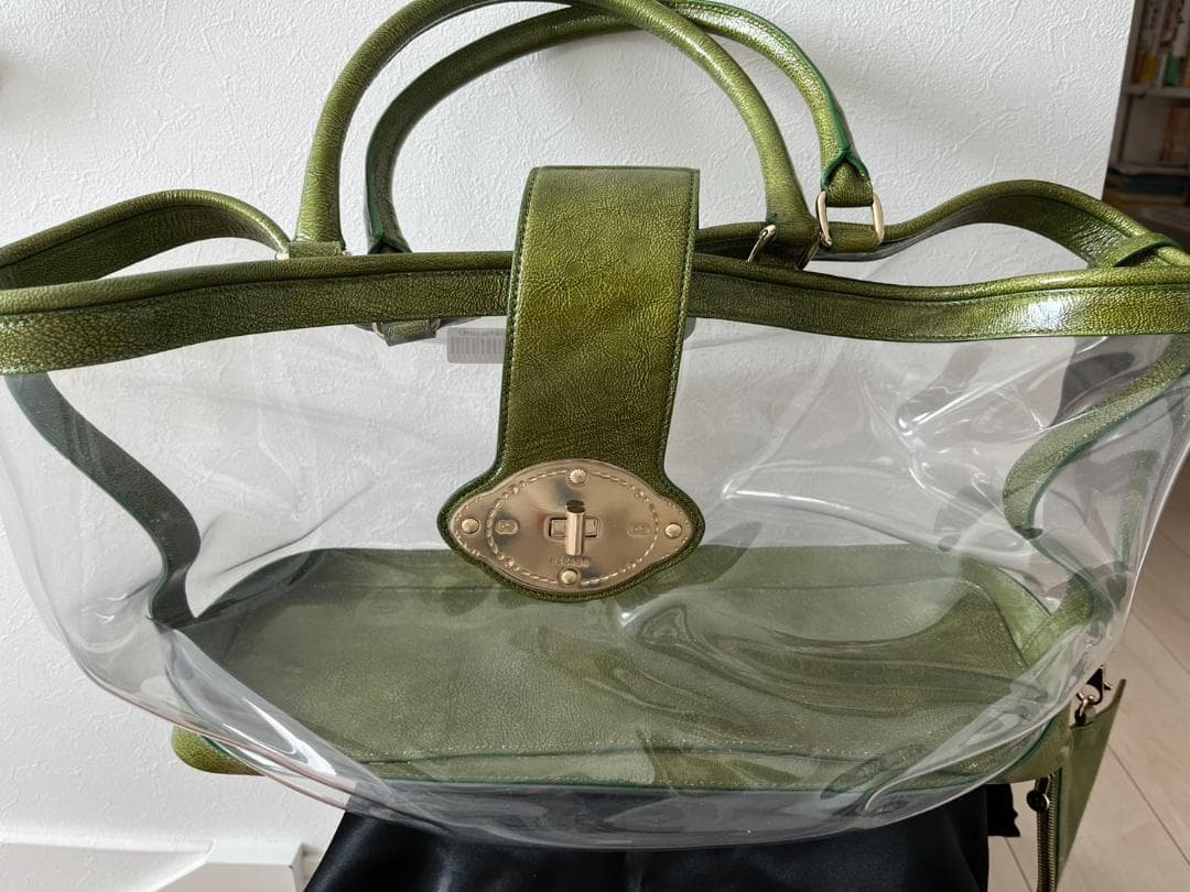 n*o様 今年のトレンド 大型バッグ クリア ボストンバッグ 韓国で購入 エスカ n*o様 今年のトレンド 大型バッグ クリア ボストンバッグ 韓国で購入