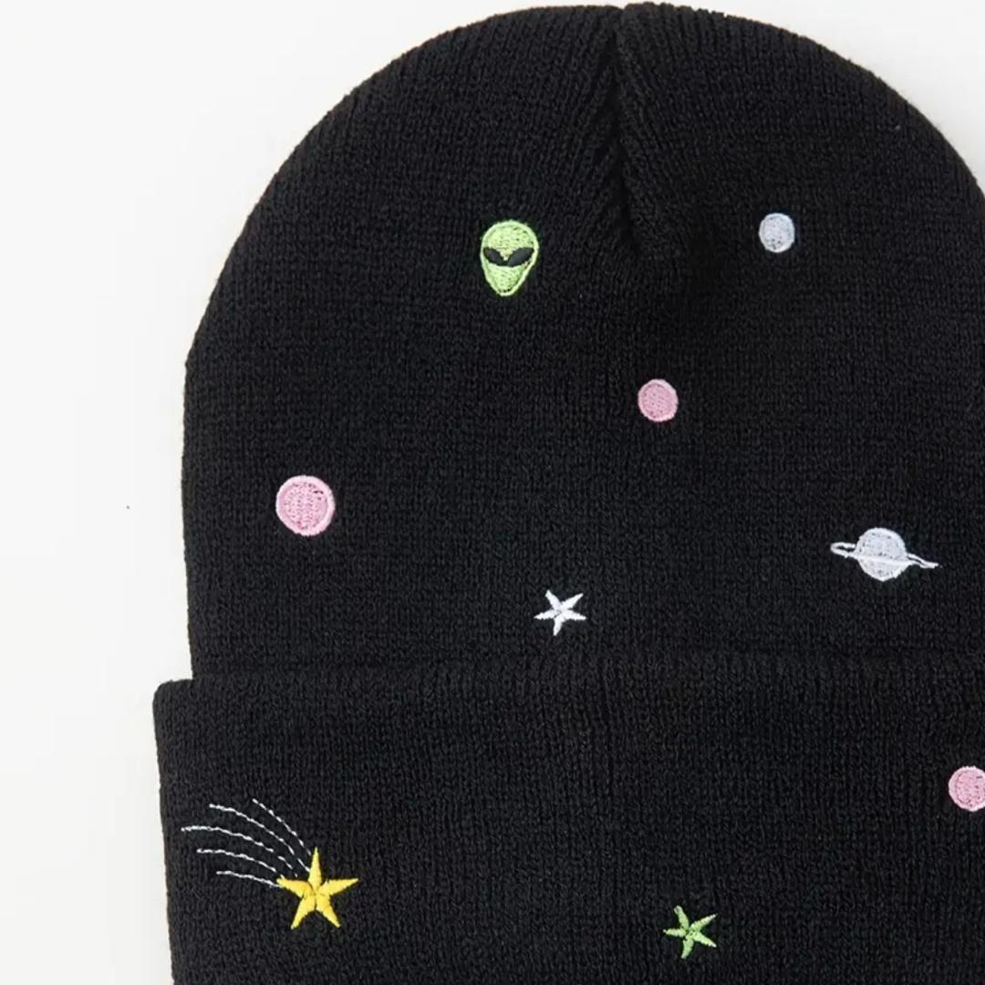 UFO 宇宙人 スペーシー 天体 星 刺繍 ニット帽 ビーニー 防寒 ブラック