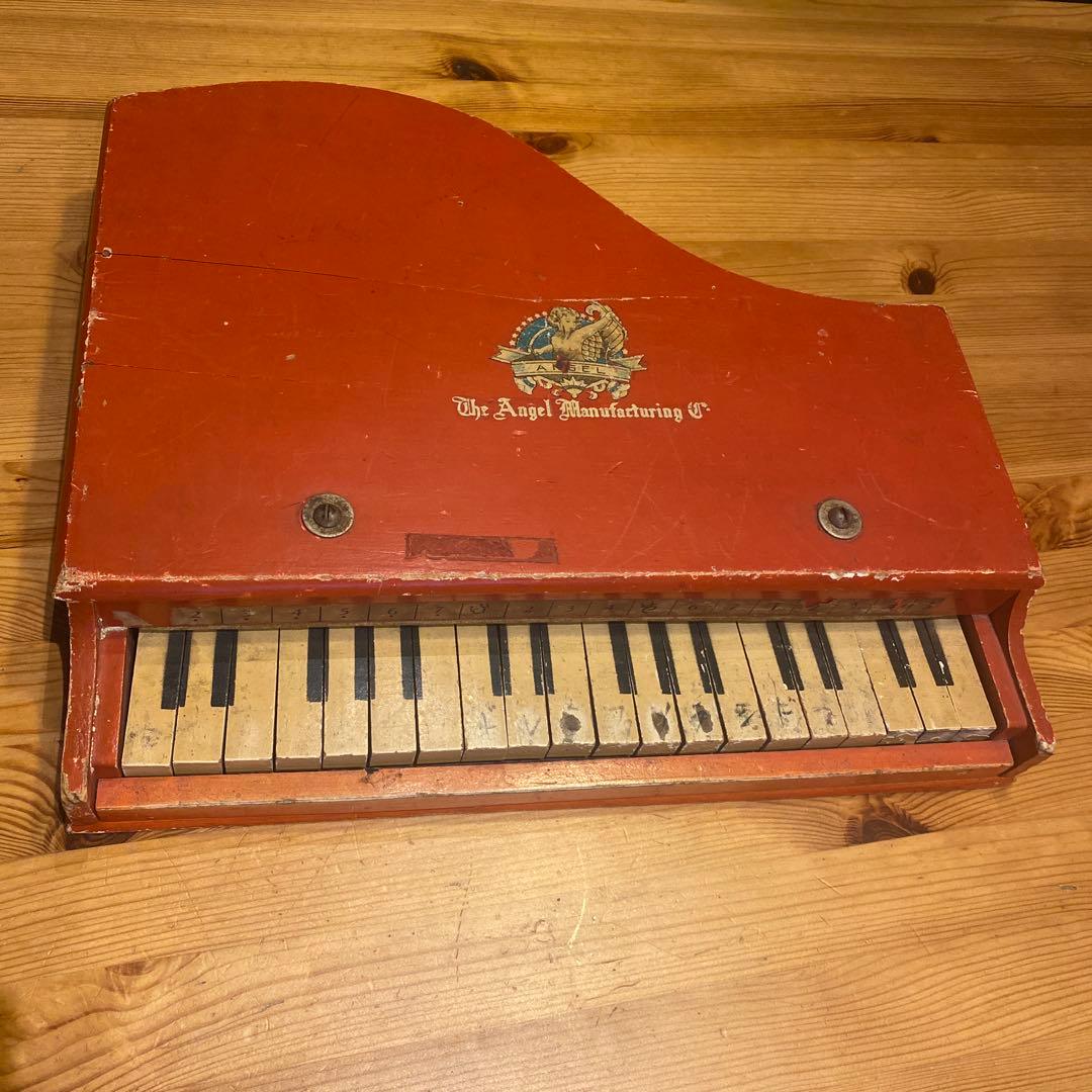 f*)様 ヴィンテージ 赤い木製ピアノ 25鍵盤 電子ピアノ キッズピアノ ミニピアノ 木製 おもちゃ 小さいピアノ 25