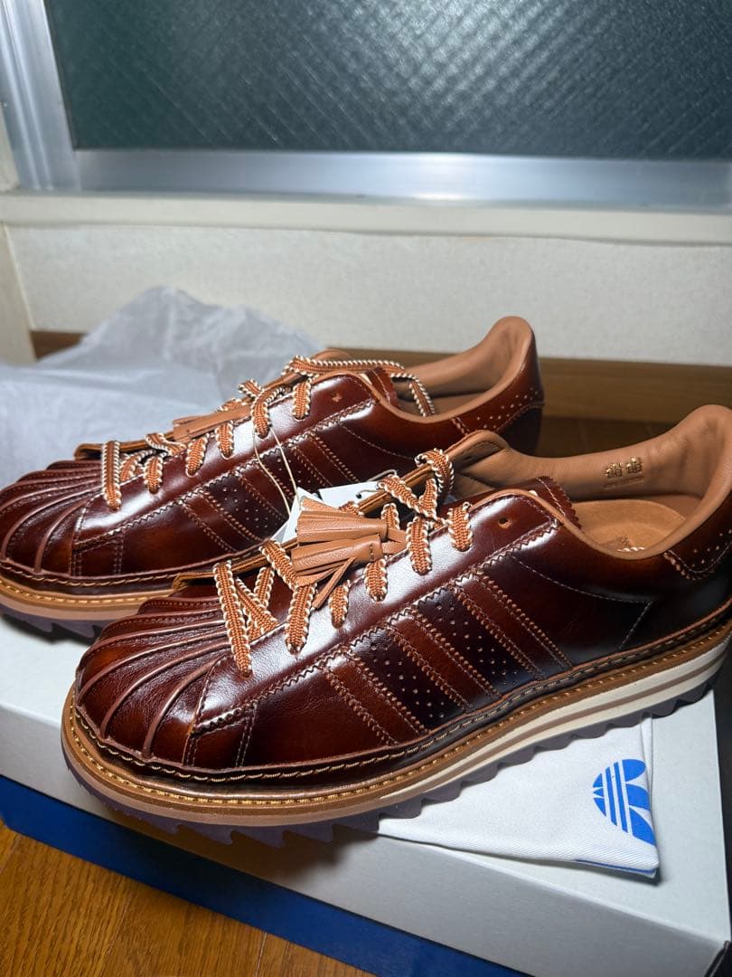 靴 adidas Superstar CLOT by Edison Chen ADIDAS ORIGINALS BY EDISON CHEN FIRST GLOBAL COLLABORATION DROP