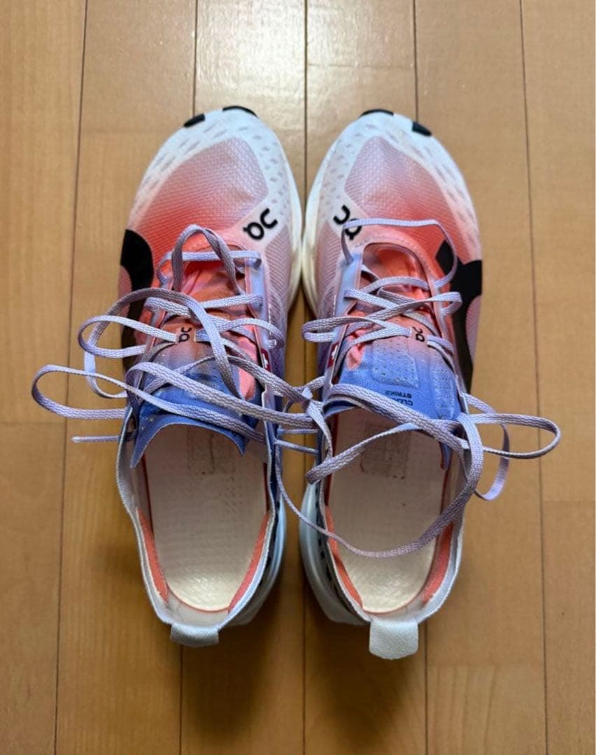 クラウド ブーム ストライク27cm - メルカリ