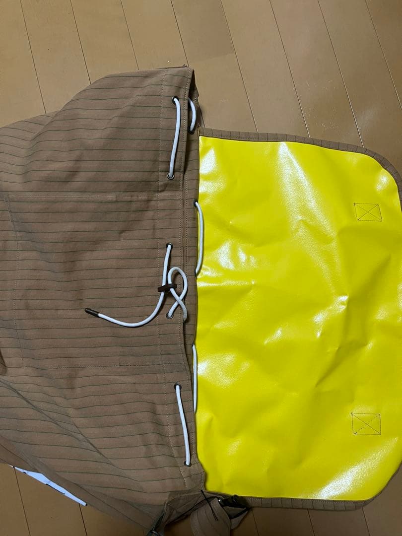 希少 KHOKI 23SS メッセンジャーバック キャメルストライプ新品、未