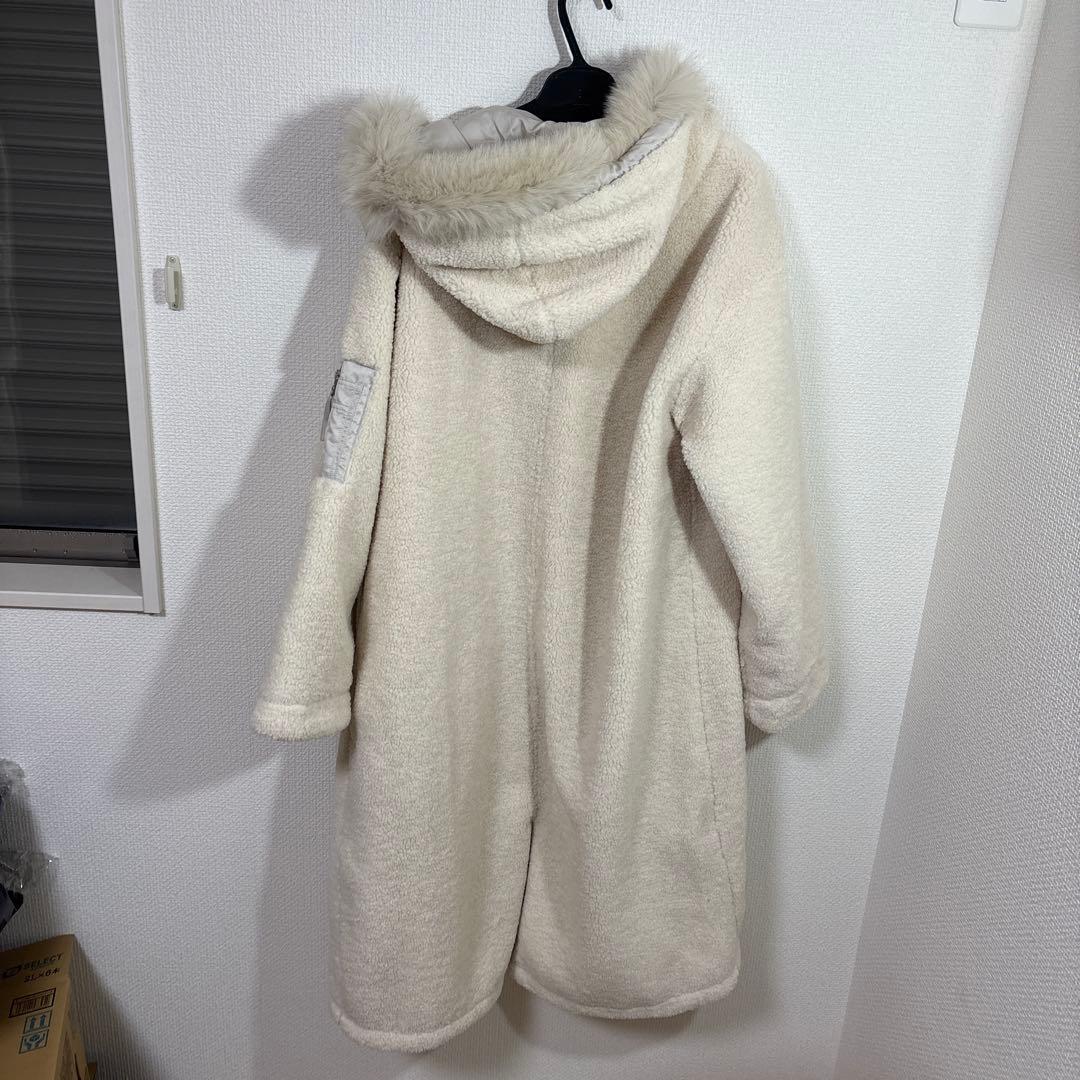 LASUD ファーボアコート アイボリー 未使用品 サイズ9号 定価34000円