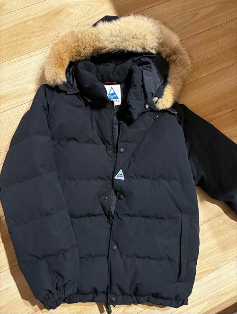 早いもの勝ち！！Cape Heights ブラック ダウンジャケット M Cape HEIGHTS（ケープハイツ） ダウン ジャケット Cape HEIGHTS×TAION