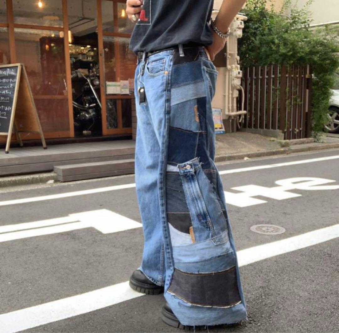 パッチワークカスタム】再構築 フレア デニム リメイク - メルカリ