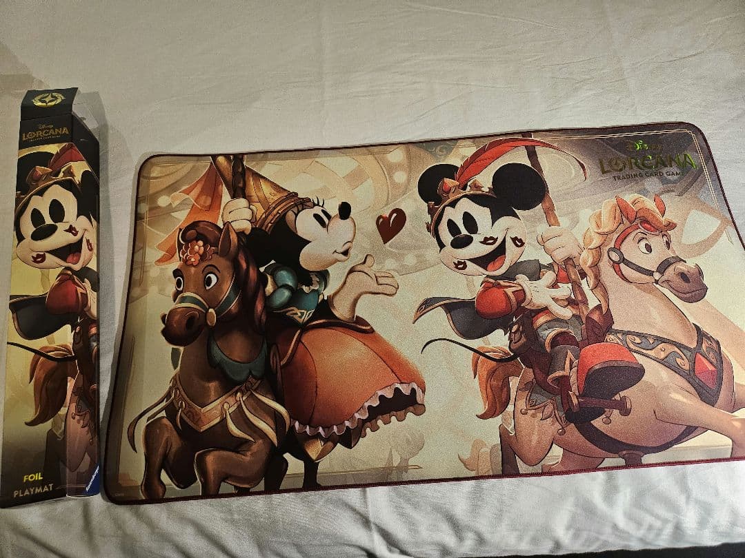 ロルカナ プレミアムプレイマット　アイコニックミッキーミニー ロルカナ プレミアムプレイマット アイコニックミッキーミニー