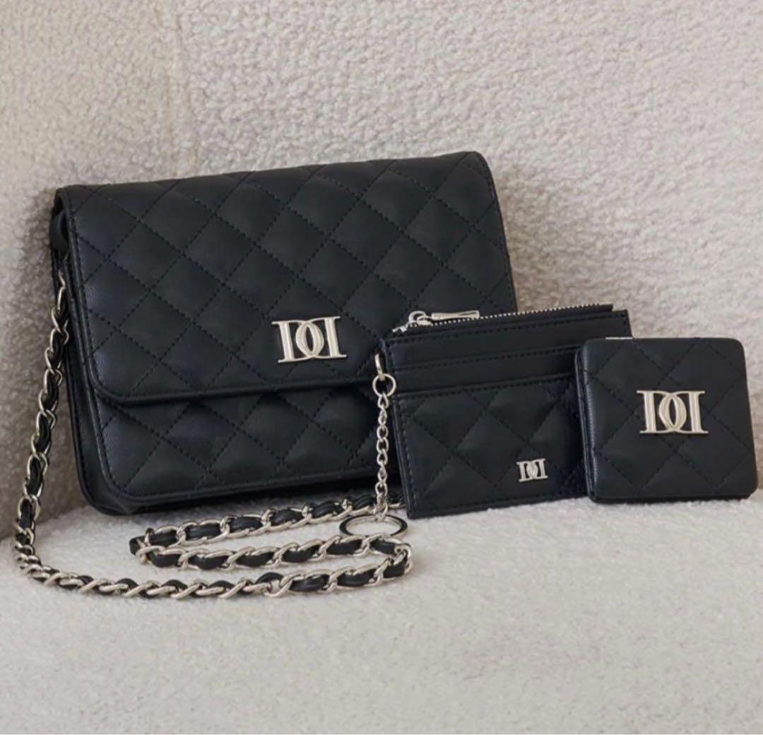 Darich DDロゴキルティングトラベルセット　ブラック blk ダーリッチ Darich DDロゴキルティングトラベルセット （ブラック