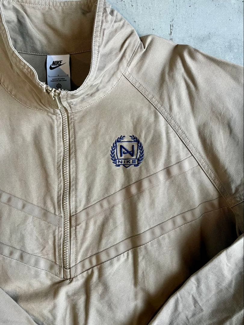 Nike ベージュ キャンバスジャケット NIKE（ナイキ）の「NIKE/ナイキ キャンバスジャケット ウィンド
