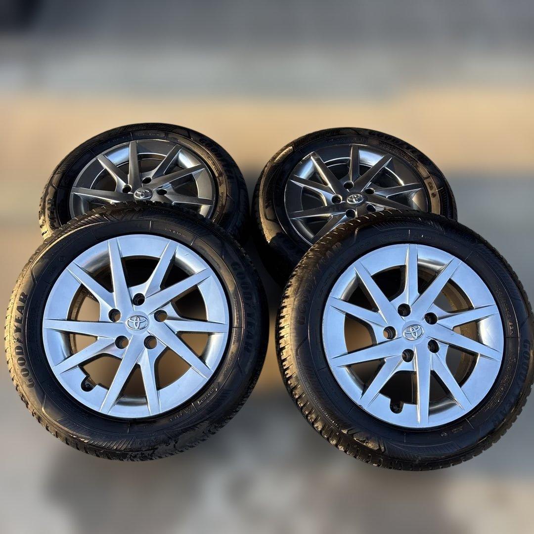 トヨタ　プリウスα純正　オールシーズンタイヤホイールセット 205/60R16 トヨタ プリウスα純正 オールシーズンタイヤホイールセット 205/60R16