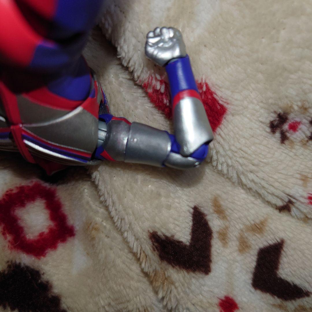 ひび割れあり】SHF 真骨彫製法 ウルトラマンティガ マルチタイプ 初版