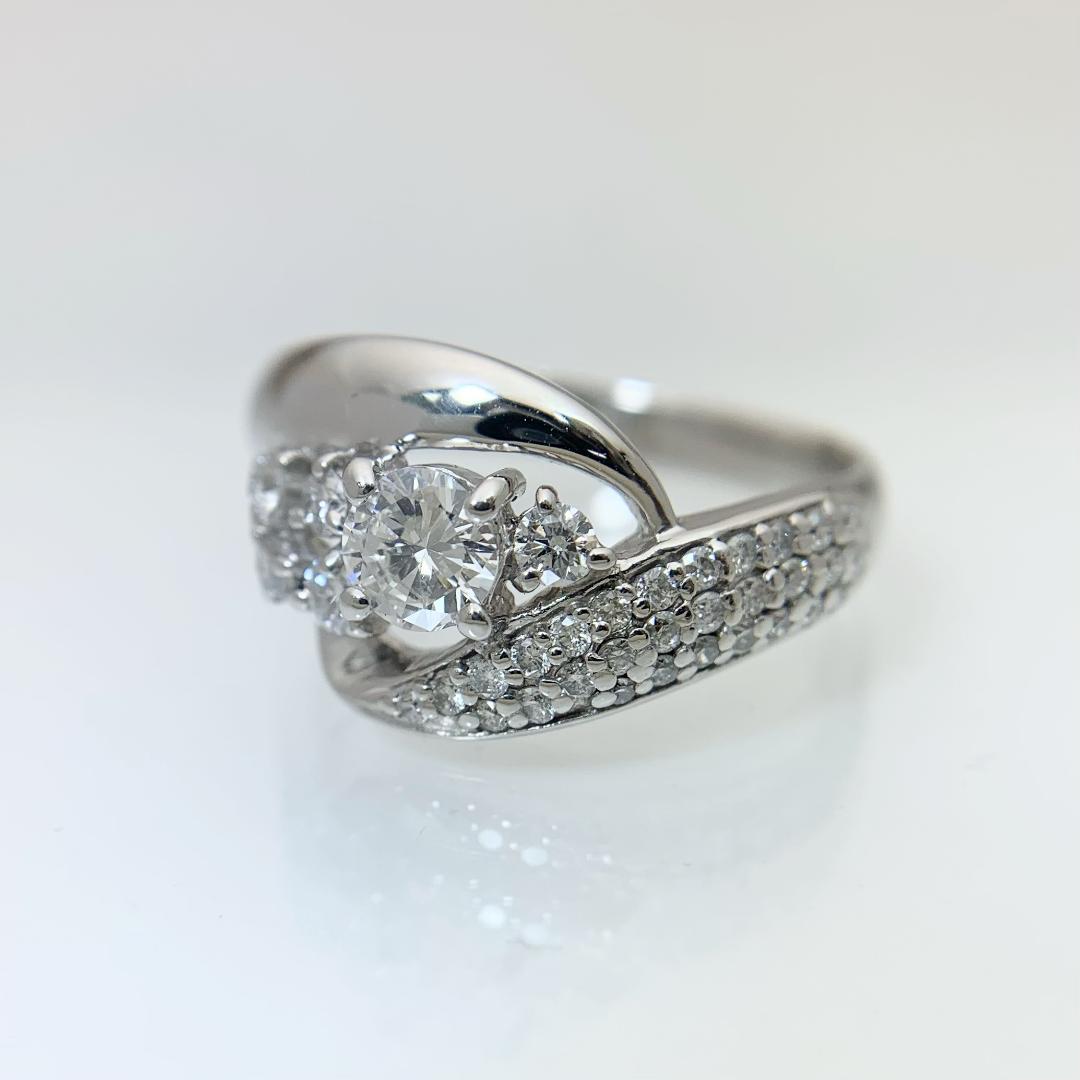 新品 Fカラー ダイヤモンド リング 0.269ct Pt900