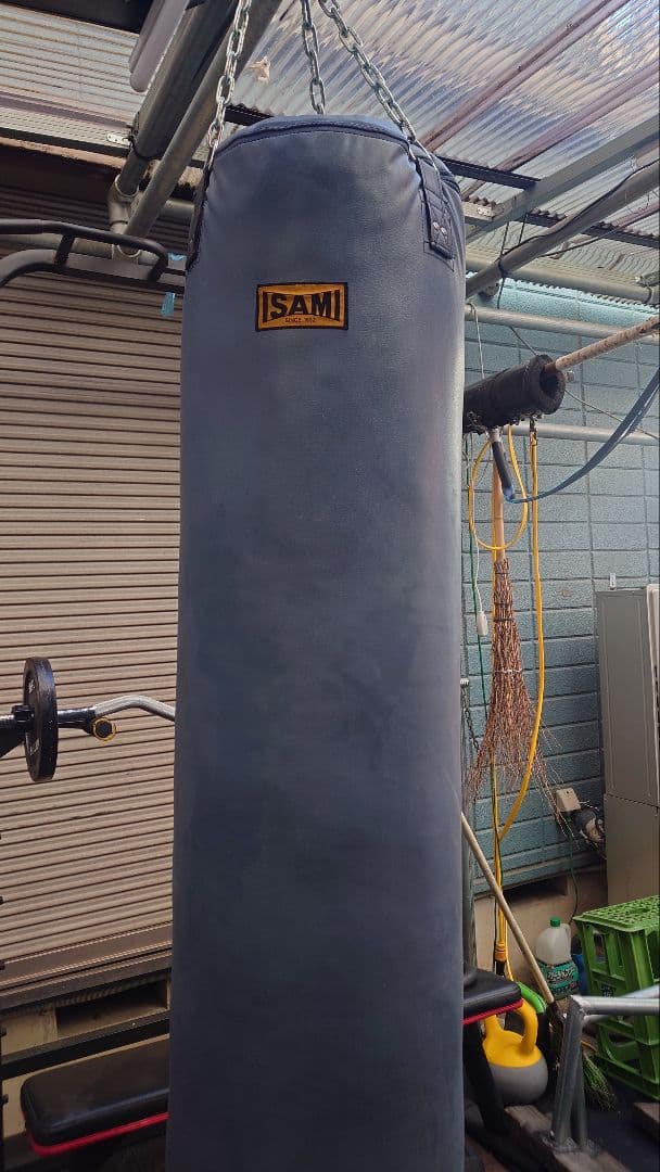 ISAMI サンドバッグ 180cm グレー カラーオーダーサンドバッグ（ワンカラー180cm） | サンドバック