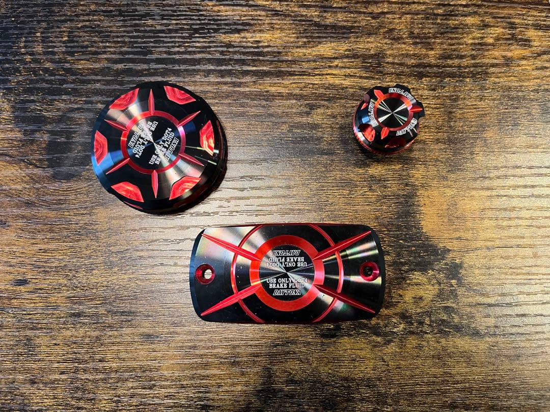 【美品】デイトナ マスターシリンダーキャップ+オイルフィラーキャップ 61i18VhiUXL._AC_UL210_SR210,