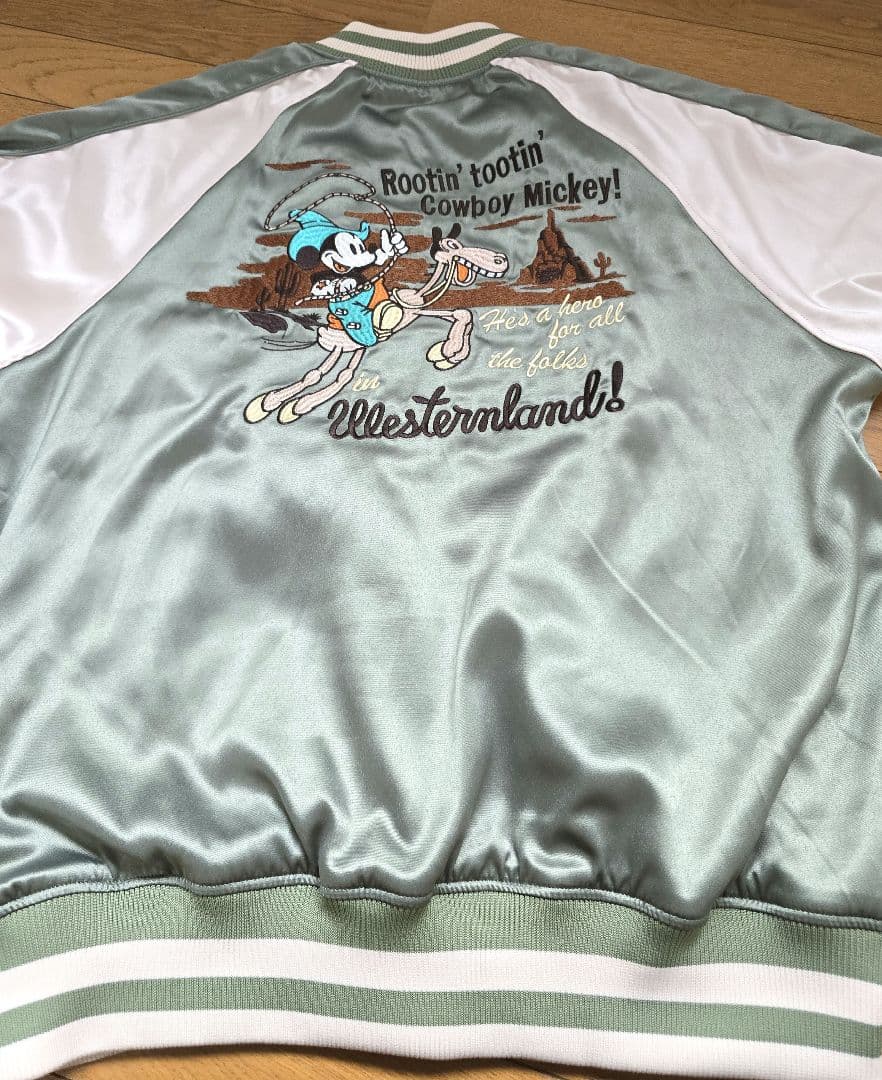 ☆ディズニーランドで購入☆ジャンパー(スカジャン)☆リバーシブル☆LL☆ ☆ディズニーランドで購入☆ジャンパー(スカジャン)☆リバーシブル☆LL