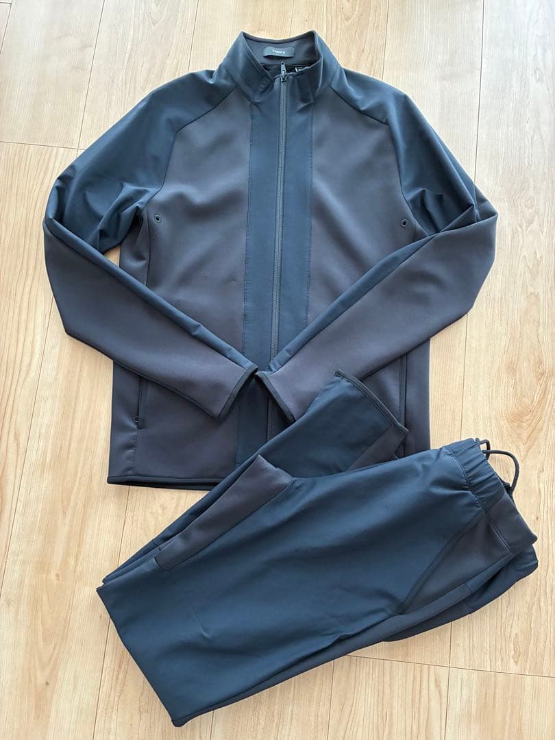 専用‼️Theory NEOTERIC ジャージセットアップ 2026年最新】neoteric セットアップの人気アイテム - メルカリ