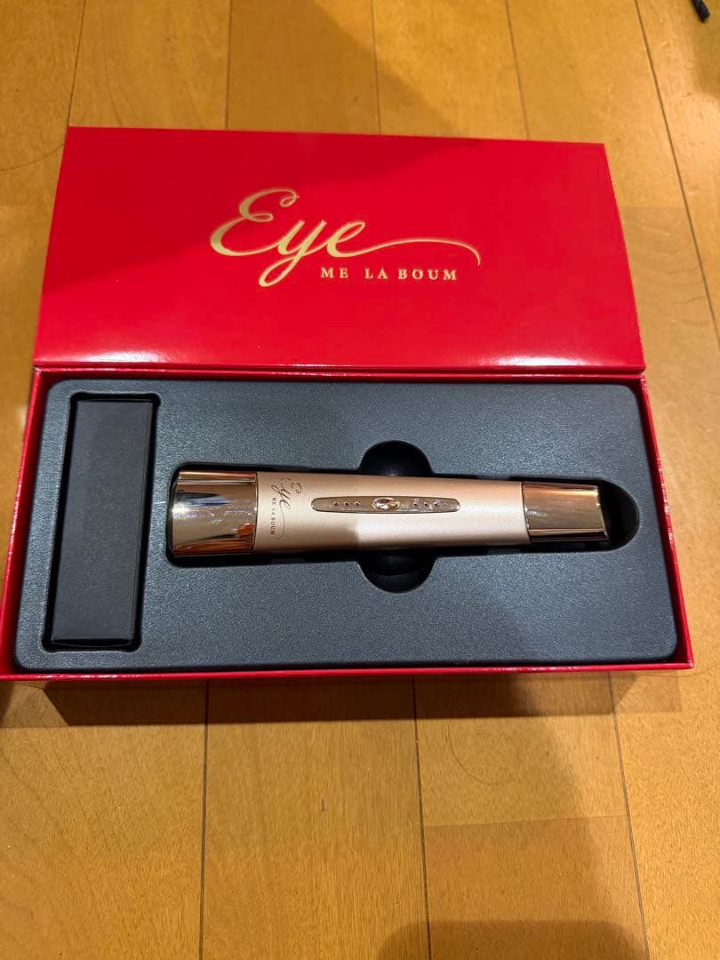 ME LA BOUM Eye ラボンアイ　ikkoさん　EMS ME LA BOUM Eye meラボンアイ ikkoさん EMS 美顔器 IKKOプロデュース