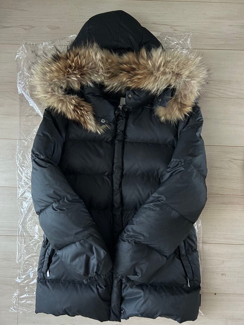 Moncler ブラック　ダウン Black Montcla Hooded Short Down Jacket - Short Down Jackets for