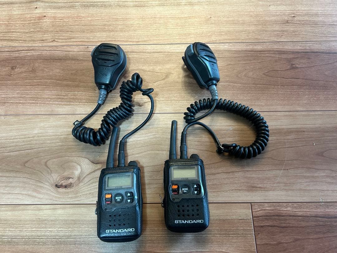 2台セット FTH-108 トランシーバー 2台セット FTH-108 トランシーバー FTH-108(STANDARD) - 無線機