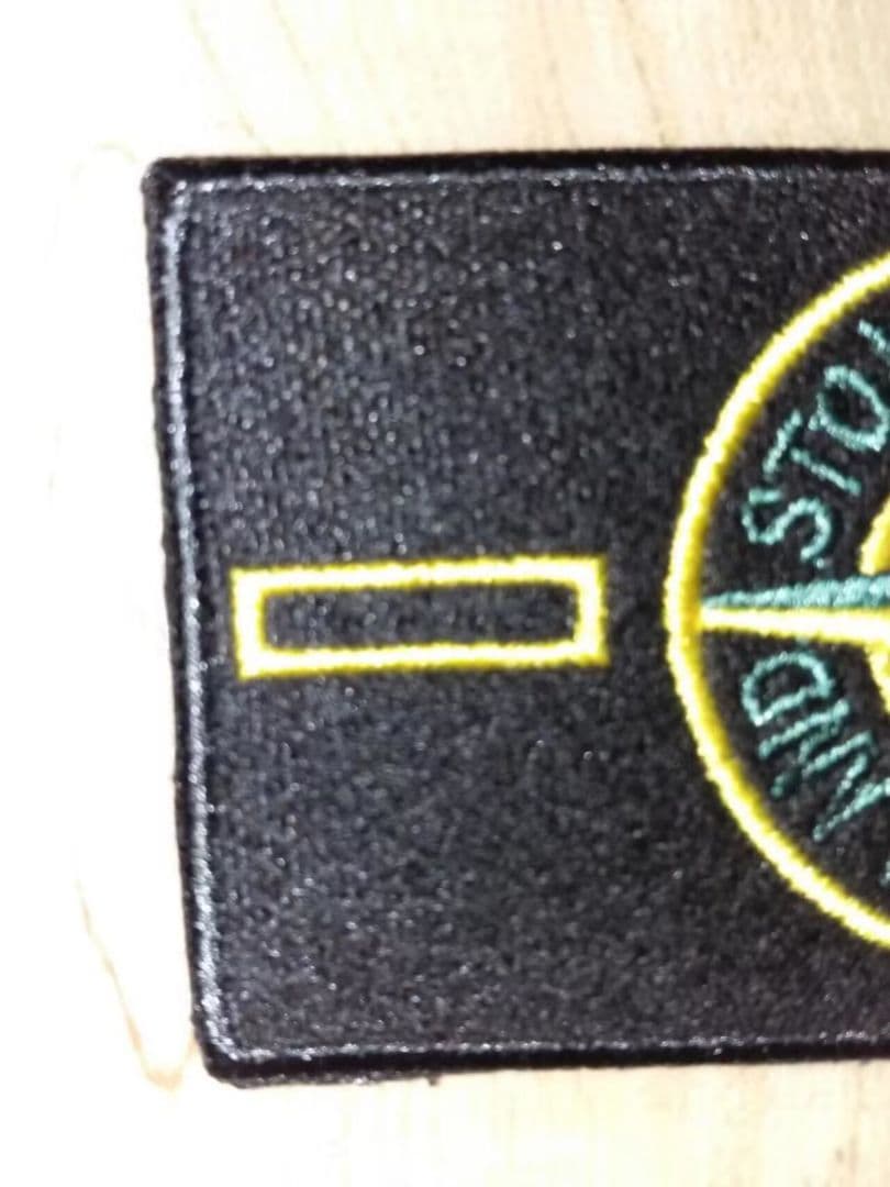 STONE ISLAND ストーンアイランド タグ ワッペンボタン付き - メルカリ