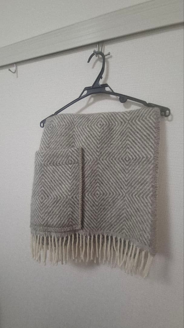 LAPUAN KANKURIT ラプアン カンクリ ベージュストライプストール