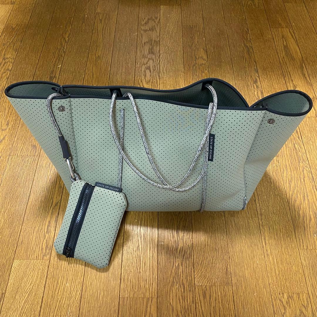 state of escape セージグリーン ステイトオブエスケープ ソルスティス クロスボディ セージグリーン｜Core collection｜STATE